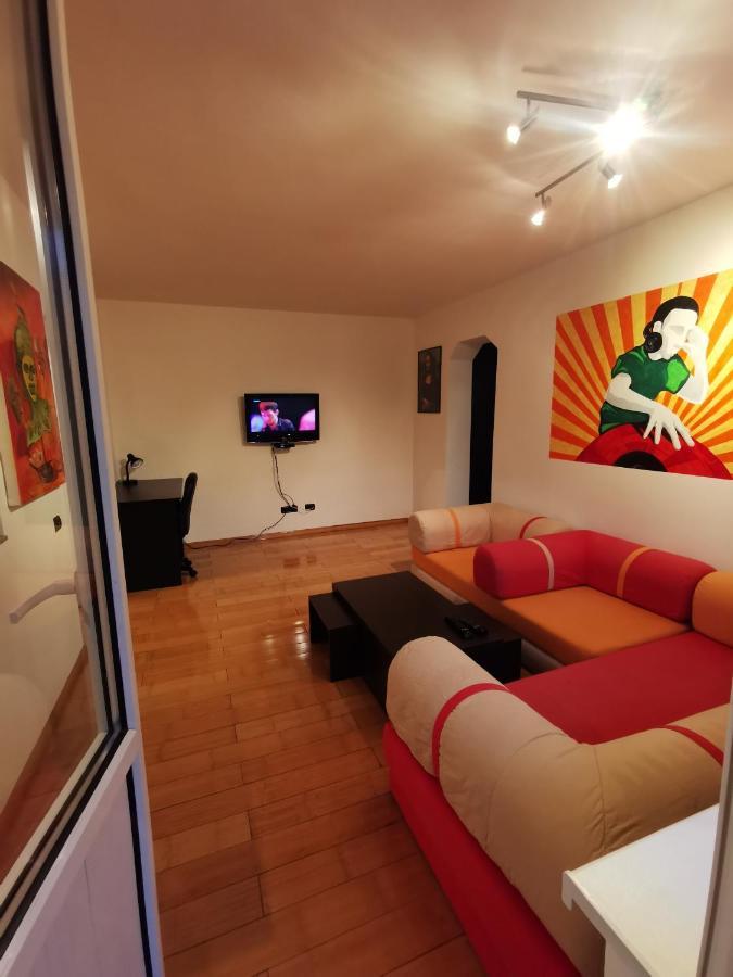 Comfy & Pleasant Apartment 10 Min Walk To Downtown Timişoara Exteriör bild