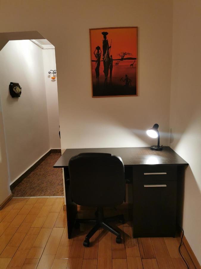 Comfy & Pleasant Apartment 10 Min Walk To Downtown Timişoara Exteriör bild